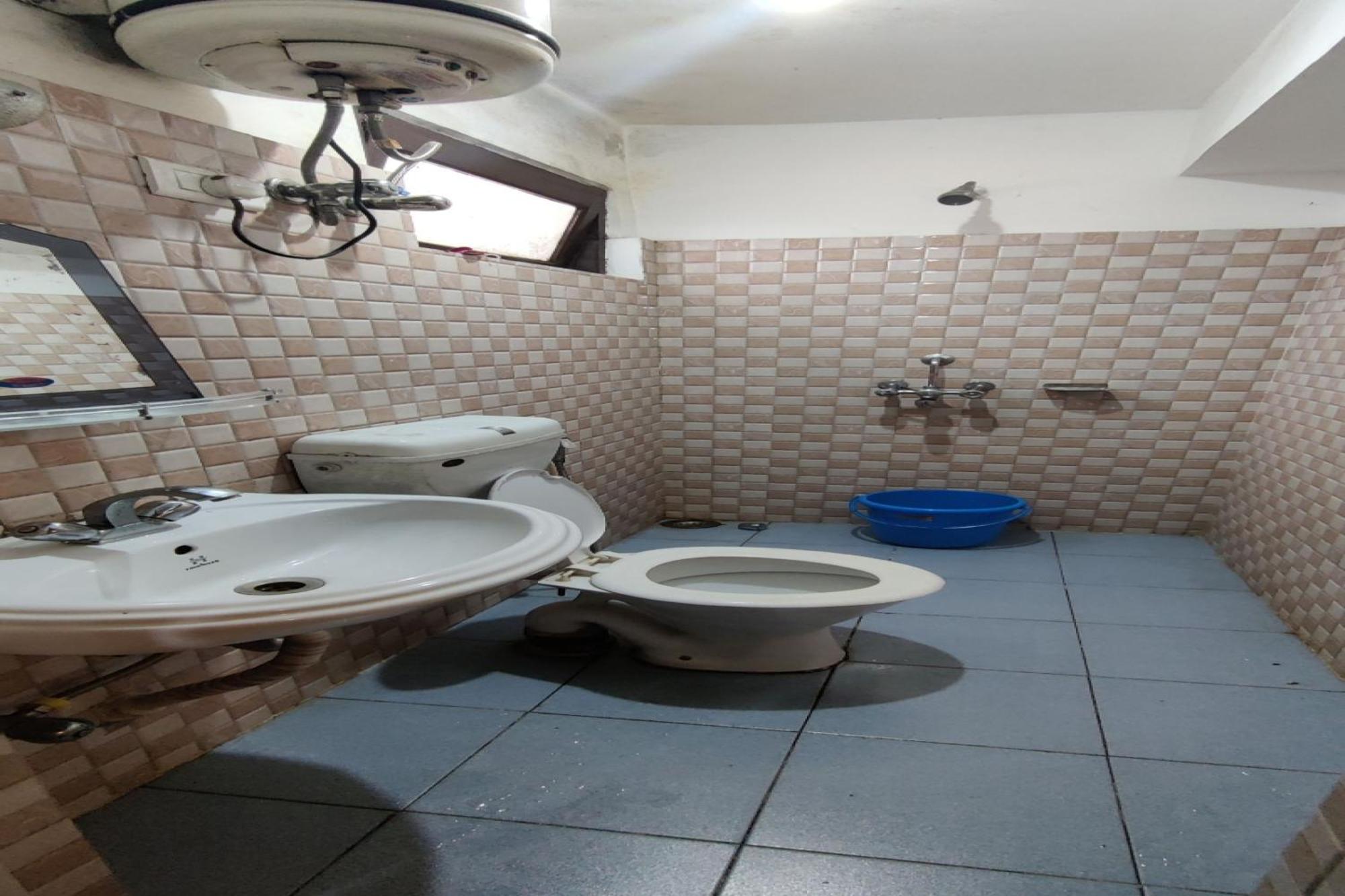 Capital O 8272 Hotel Pratigya Residency กังต็อก ภายนอก รูปภาพ